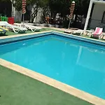 New Mandarin Aparthotel