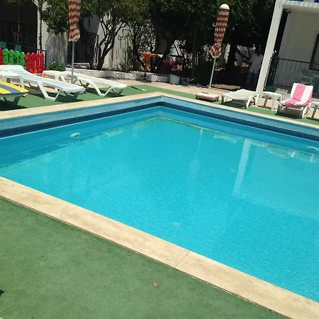 New Mandarin Апарт-отель