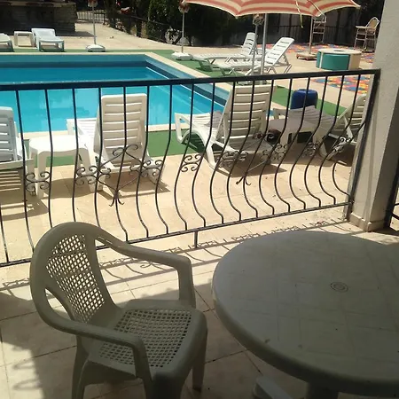 Aparthotel New Mandarin