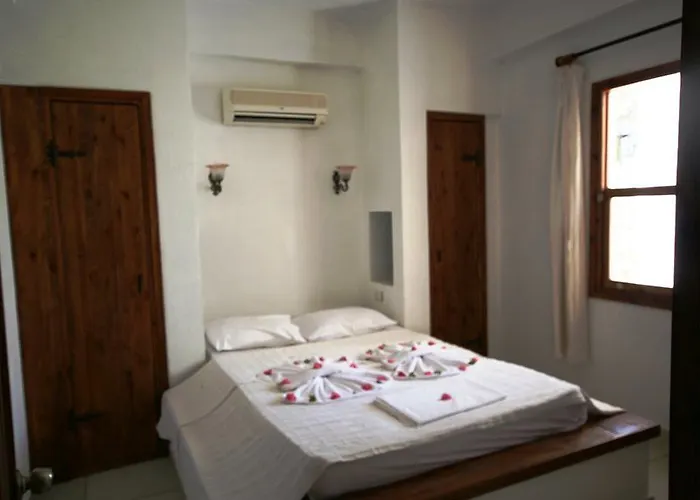 New Mandarin * Bitez